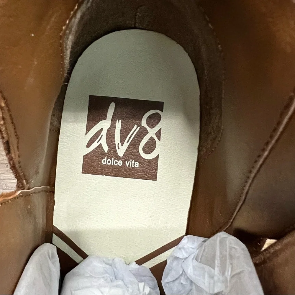 Dolce Vita DV8 NWOB Brown Jace Women's Faux Suede Heeled Booties Size 6 - Picture 8 of 10